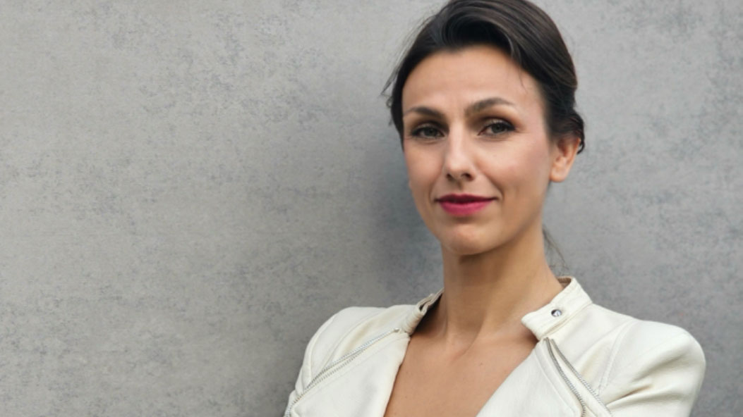 Charismatische Menschen sind charismatisch, weil sie eine AufGABE haben – nicht, um zu beeindrucken, sondern um zu beWIRKEN. Sie genießen ihr Leben, ihre Places to Be und umgeben sich mit entsprechenden Menschen.“